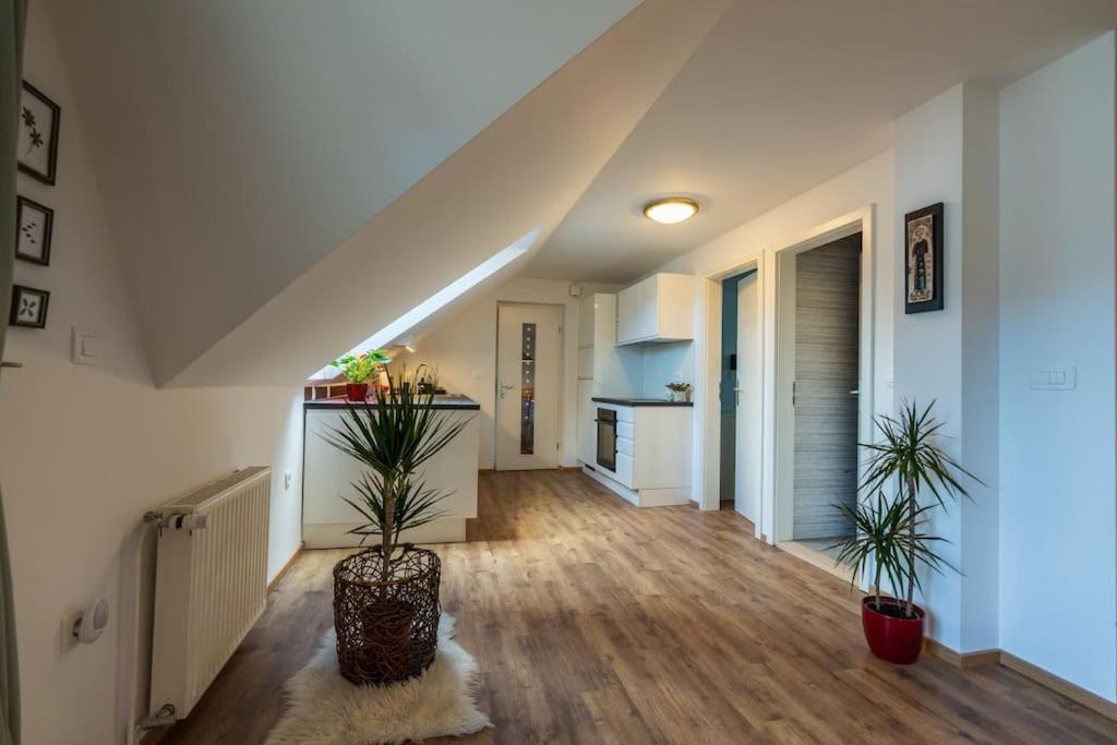 Upart Apartment *